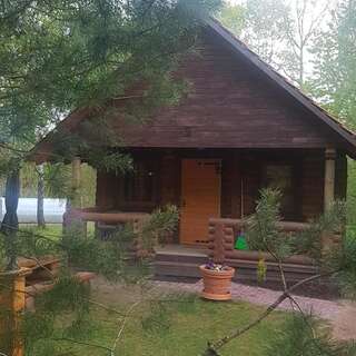Кемпинги Eco-friendly Camping Oskalns Цесис Семейный номер с террасой-2
